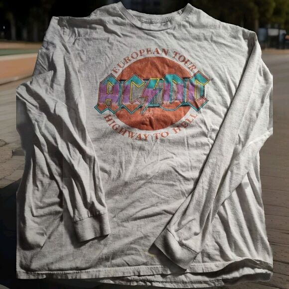 Other - AC/DC Concert 1979 European Tour T Shirt Size XL Long Sleeve 795